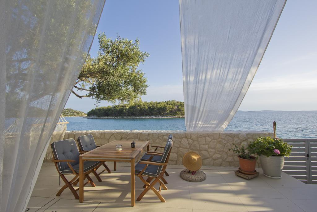 Casa Mano Tribunj With Beach المظهر الخارجي الصورة