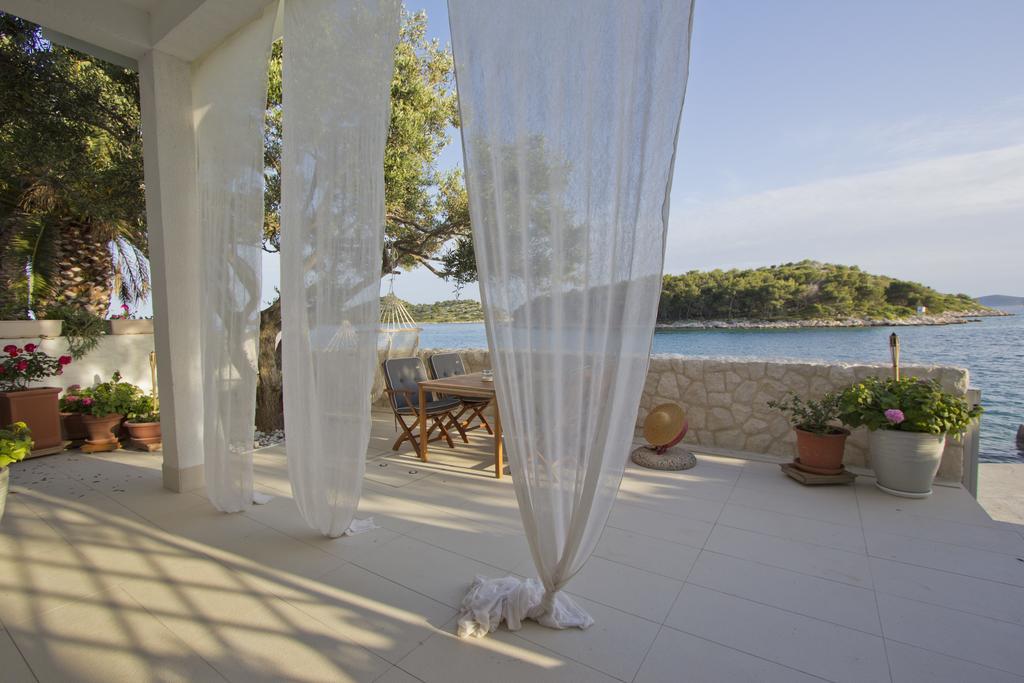 Casa Mano Tribunj With Beach المظهر الخارجي الصورة